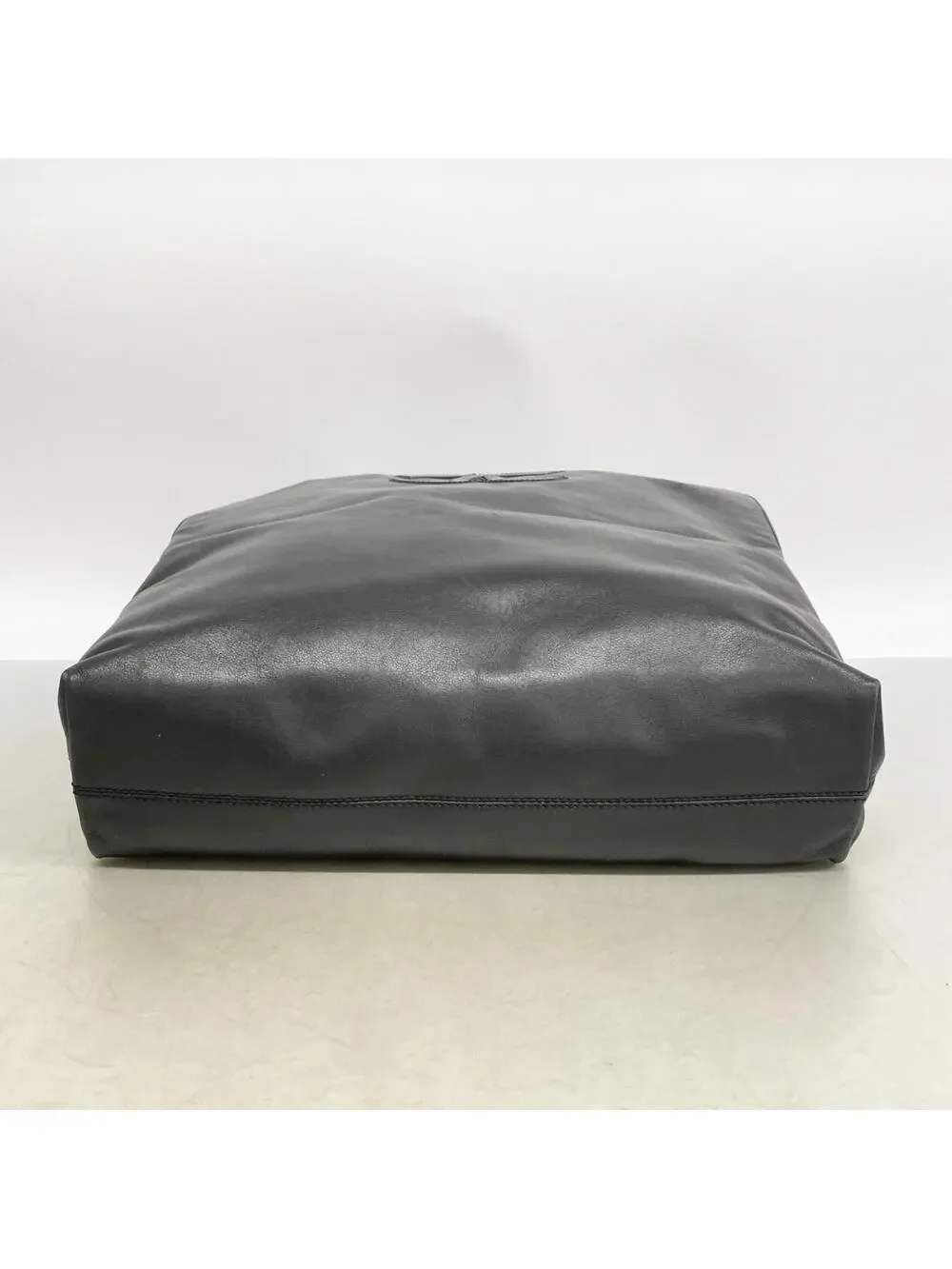Chanel Vintage Cc Logo Tote Leather #325553C10B